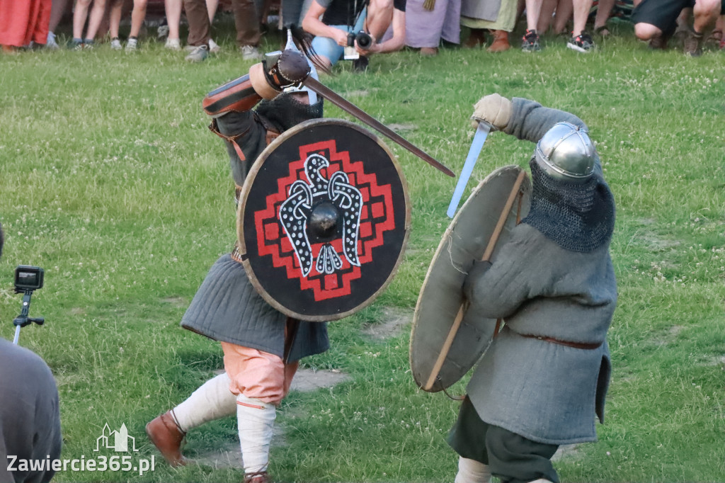 XIX Najazd Barbarzyńców na Zamku Ogrodzieniec.