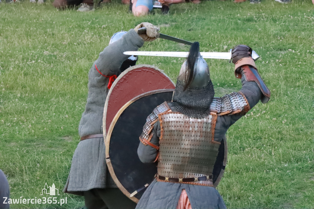 XIX Najazd Barbarzyńców na Zamku Ogrodzieniec.