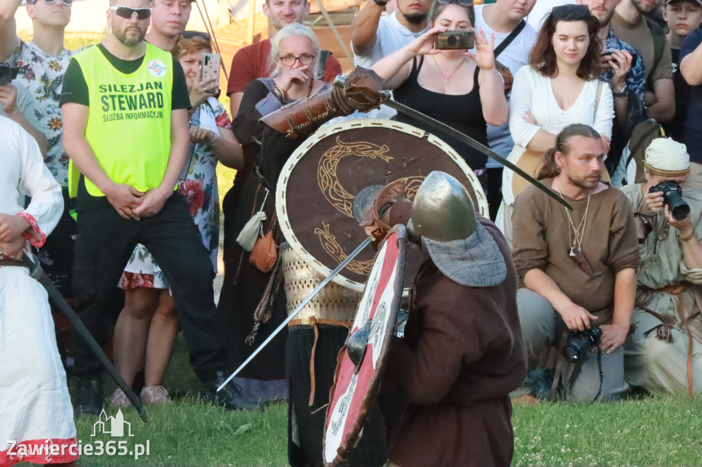 XIX Najazd Barbarzyńców na Zamku Ogrodzieniec.