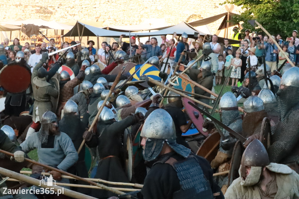 XIX Najazd Barbarzyńców na Zamku Ogrodzieniec.
