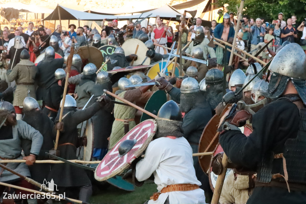 XIX Najazd Barbarzyńców na Zamku Ogrodzieniec.