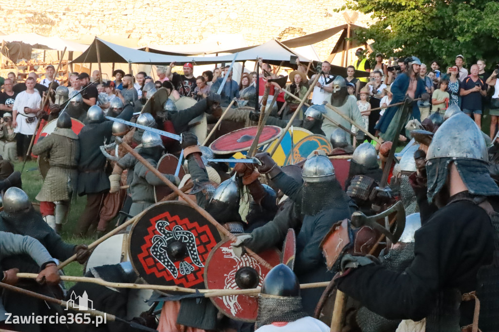 XIX Najazd Barbarzyńców na Zamku Ogrodzieniec.