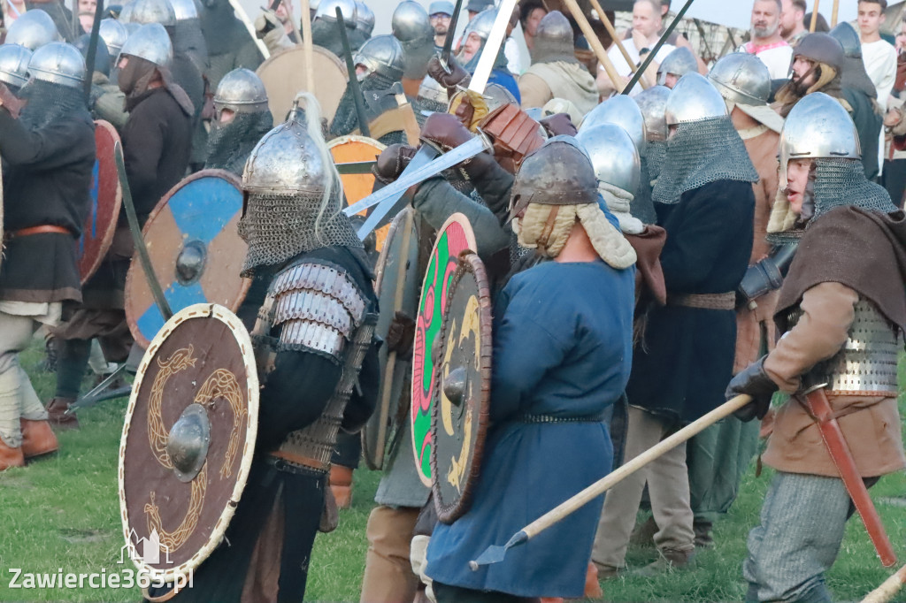 XIX Najazd Barbarzyńców na Zamku Ogrodzieniec.