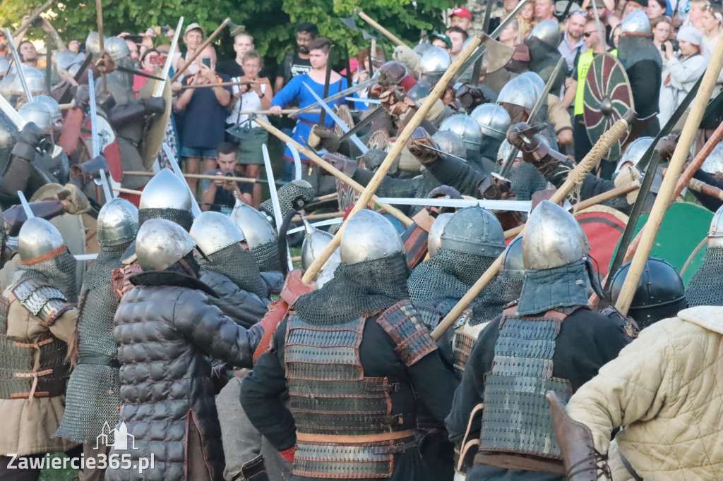 XIX Najazd Barbarzyńców na Zamku Ogrodzieniec.