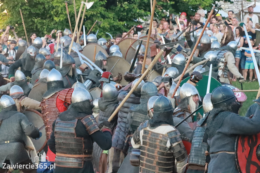 XIX Najazd Barbarzyńców na Zamku Ogrodzieniec.