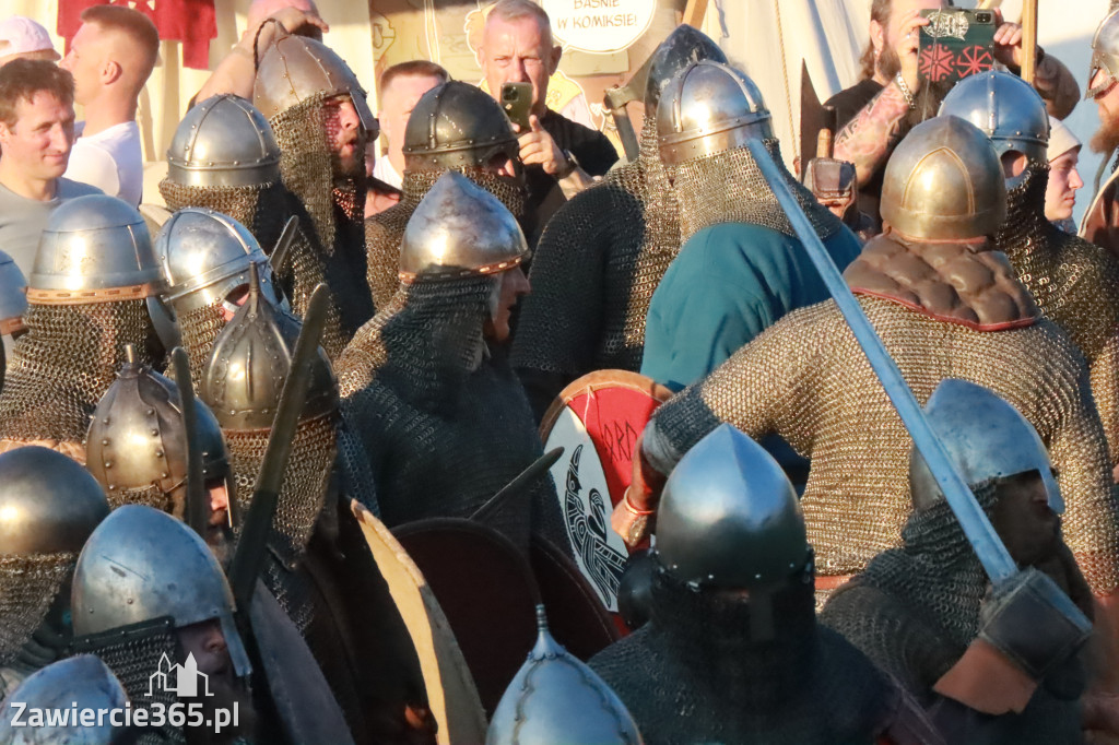 XIX Najazd Barbarzyńców na Zamku Ogrodzieniec.