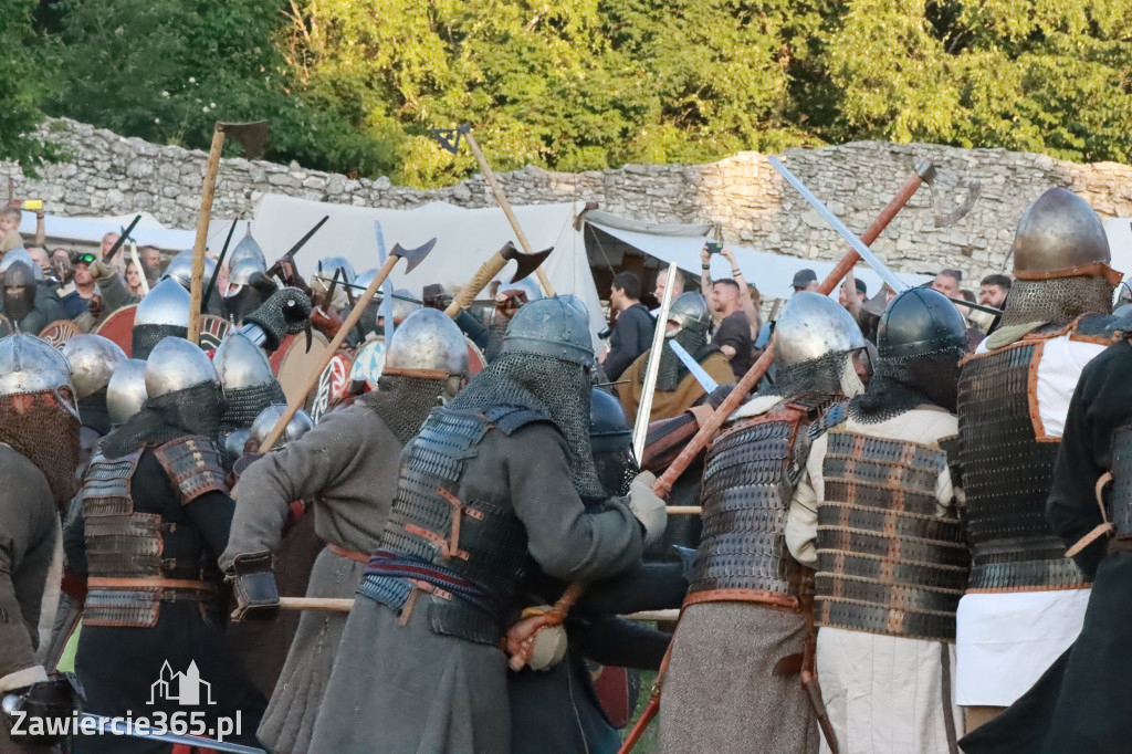 XIX Najazd Barbarzyńców na Zamku Ogrodzieniec.