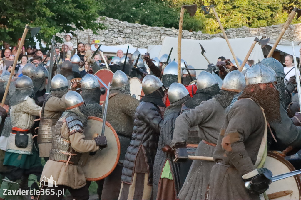 XIX Najazd Barbarzyńców na Zamku Ogrodzieniec.