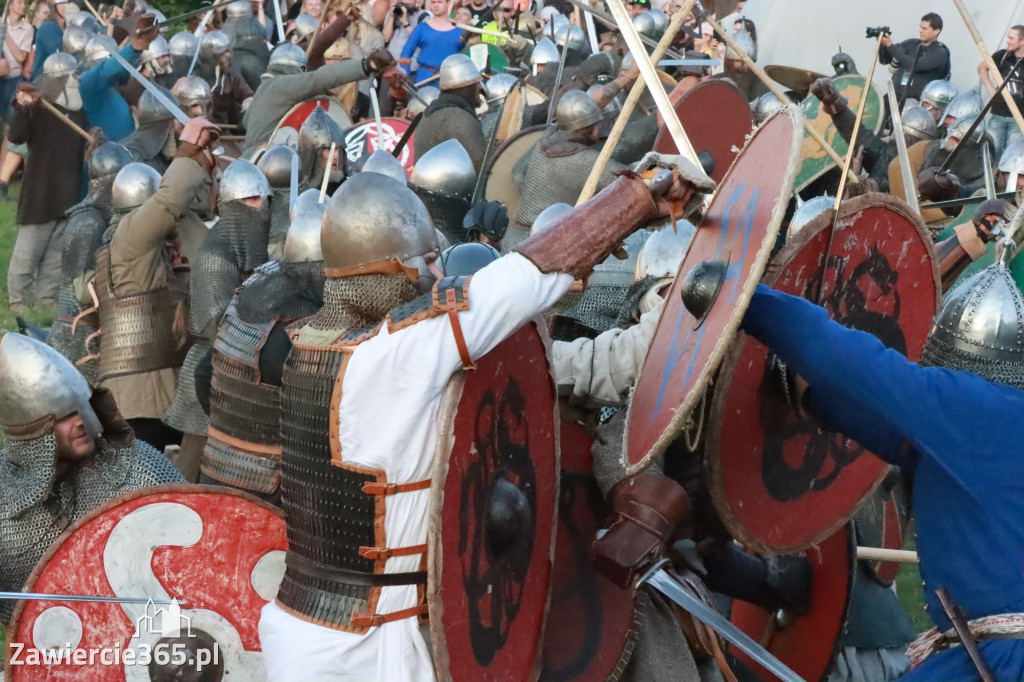 XIX Najazd Barbarzyńców na Zamku Ogrodzieniec.