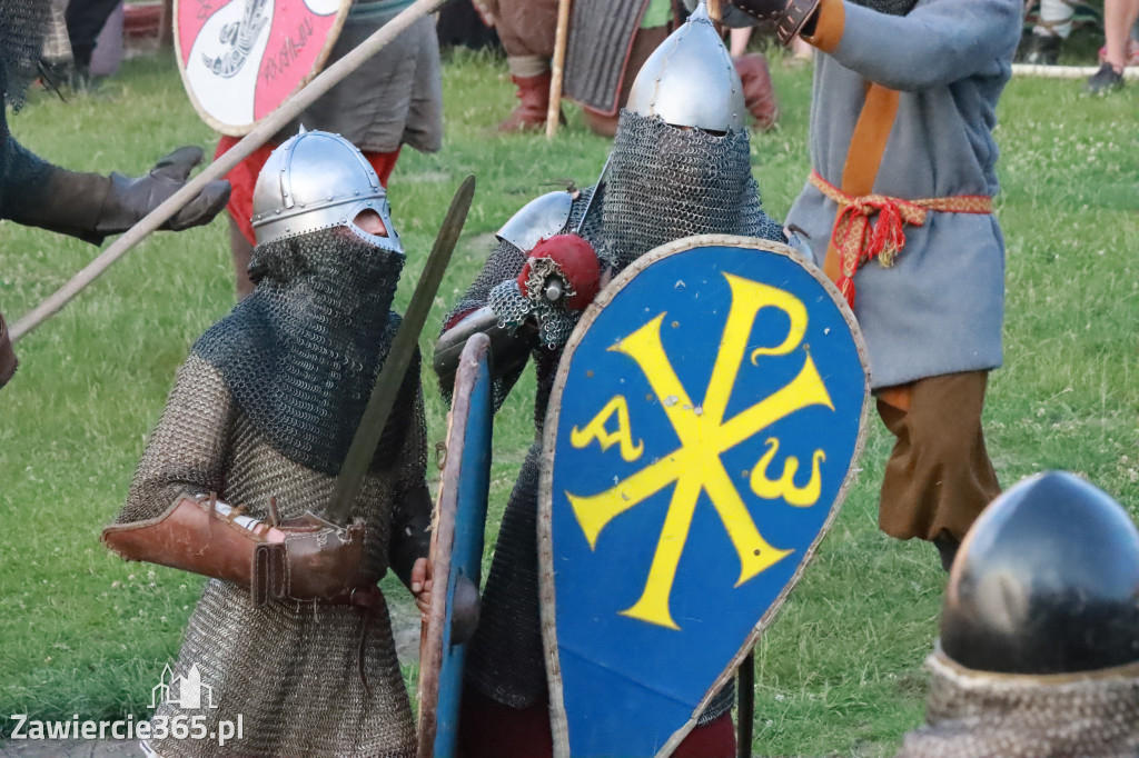 XIX Najazd Barbarzyńców na Zamku Ogrodzieniec.