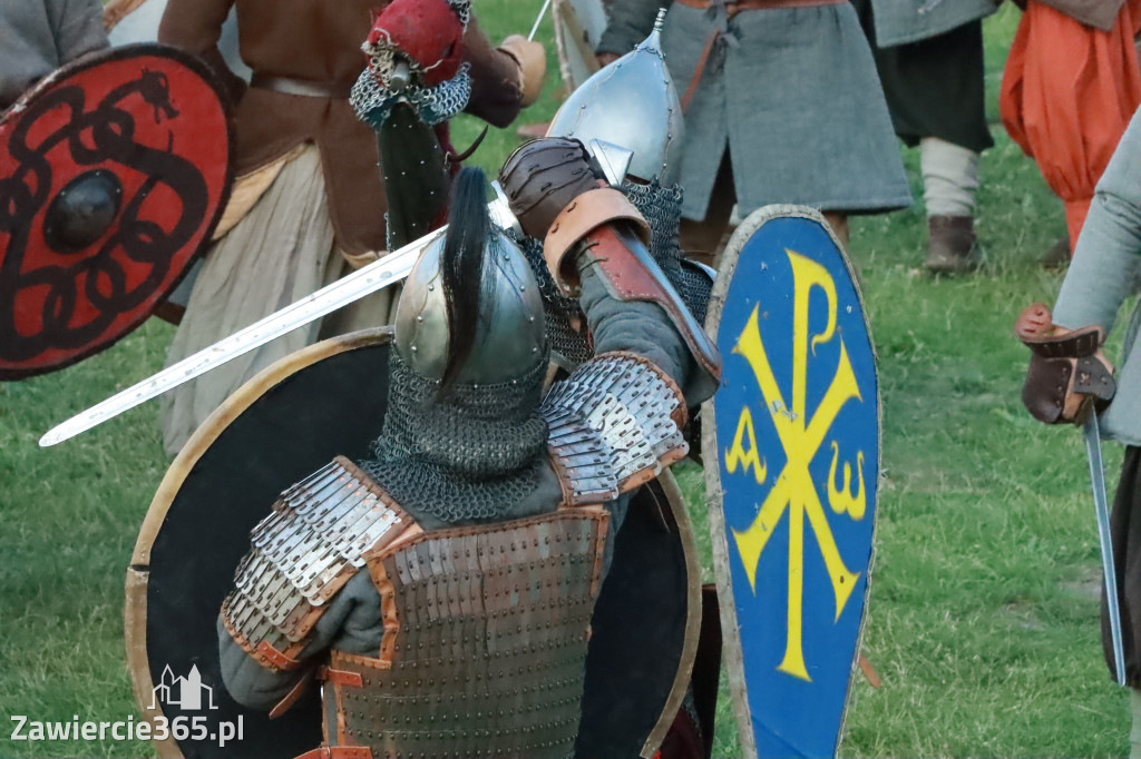 XIX Najazd Barbarzyńców na Zamku Ogrodzieniec.