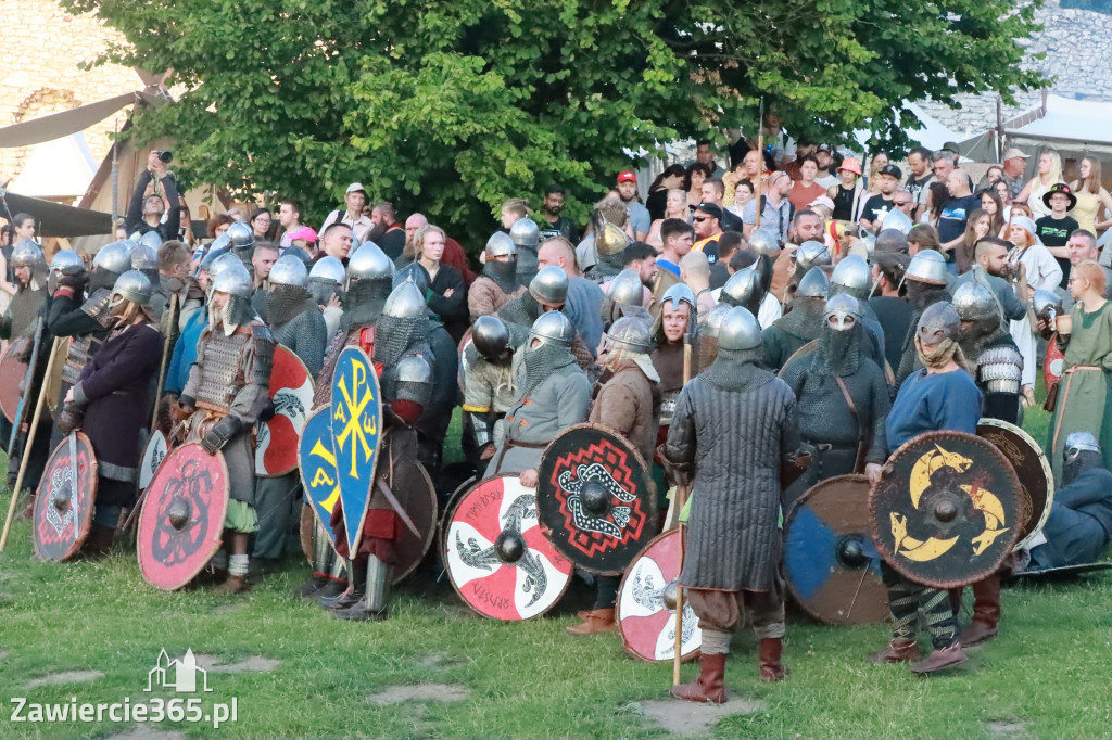 XIX Najazd Barbarzyńców na Zamku Ogrodzieniec.