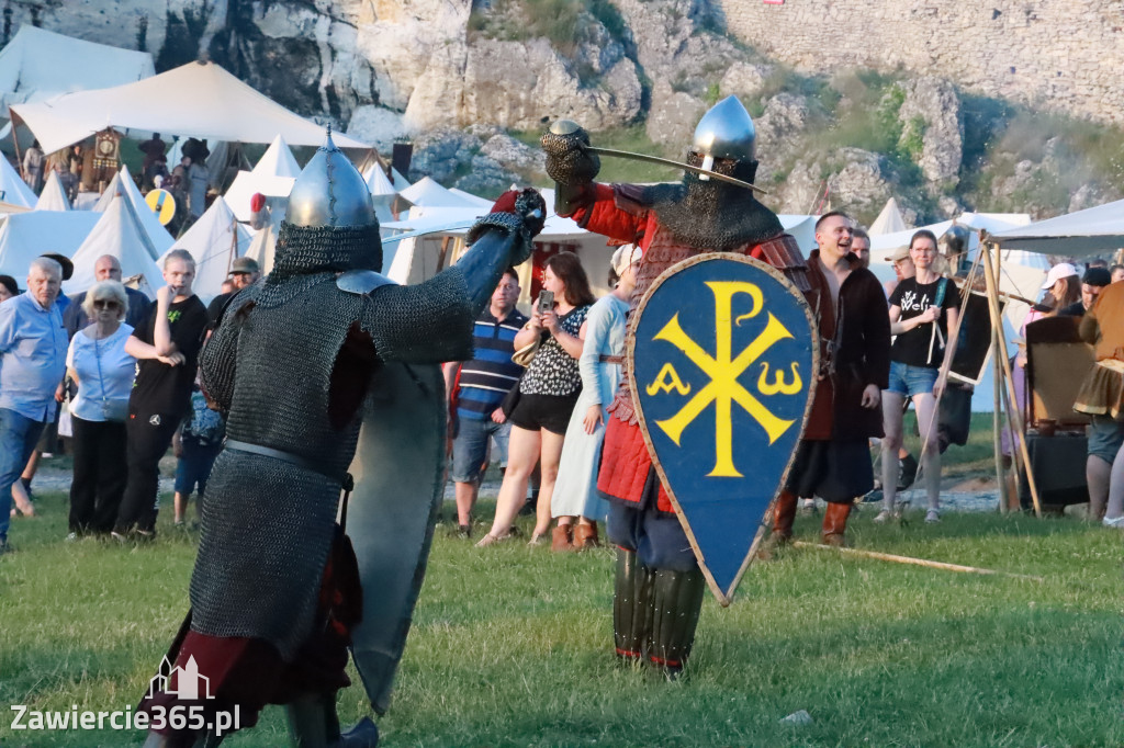 XIX Najazd Barbarzyńców na Zamku Ogrodzieniec.