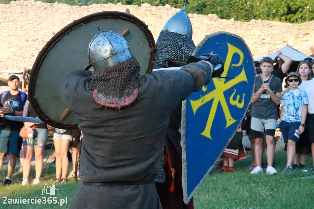 XIX Najazd Barbarzyńców na Zamku Ogrodzieniec.