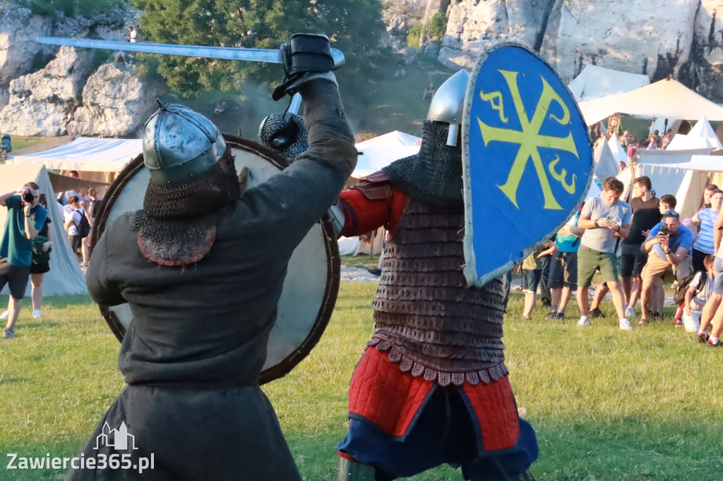 XIX Najazd Barbarzyńców na Zamku Ogrodzieniec.