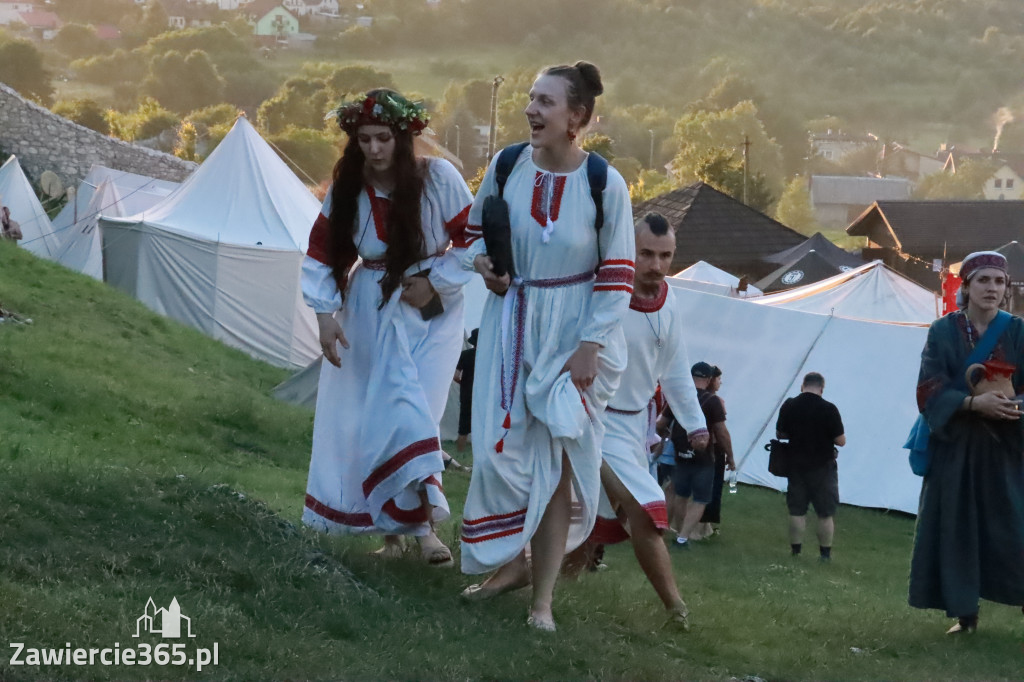 XIX Najazd Barbarzyńców na Zamku Ogrodzieniec.