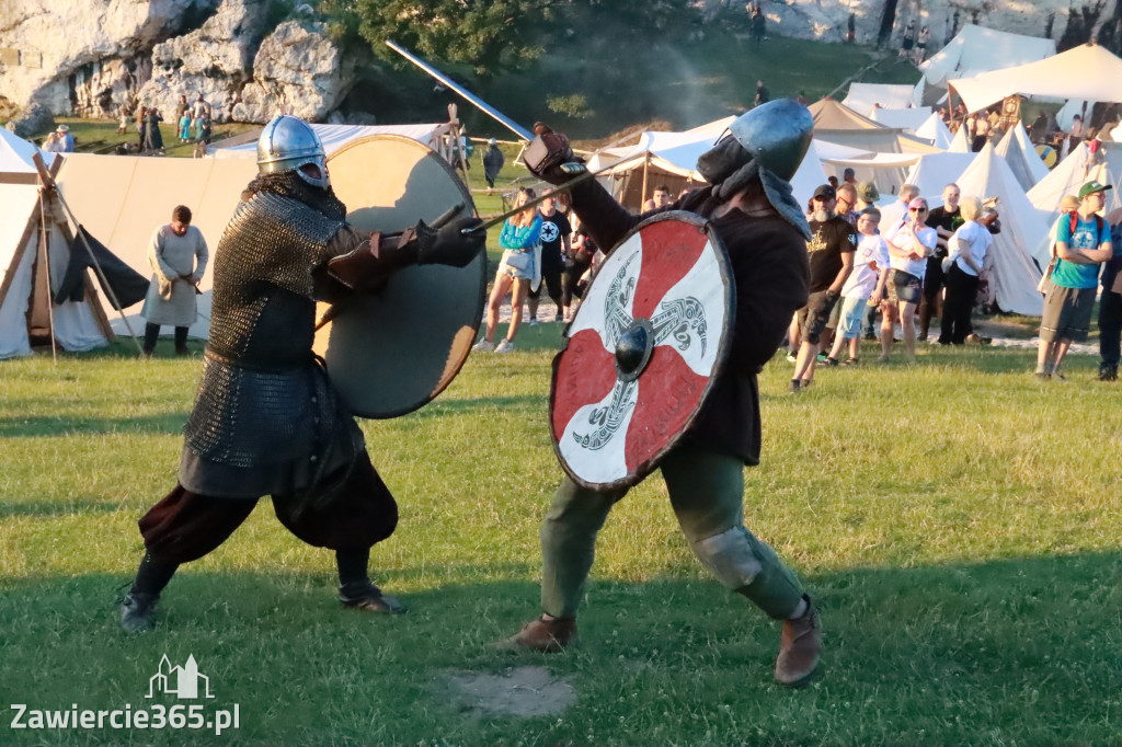 XIX Najazd Barbarzyńców na Zamku Ogrodzieniec.