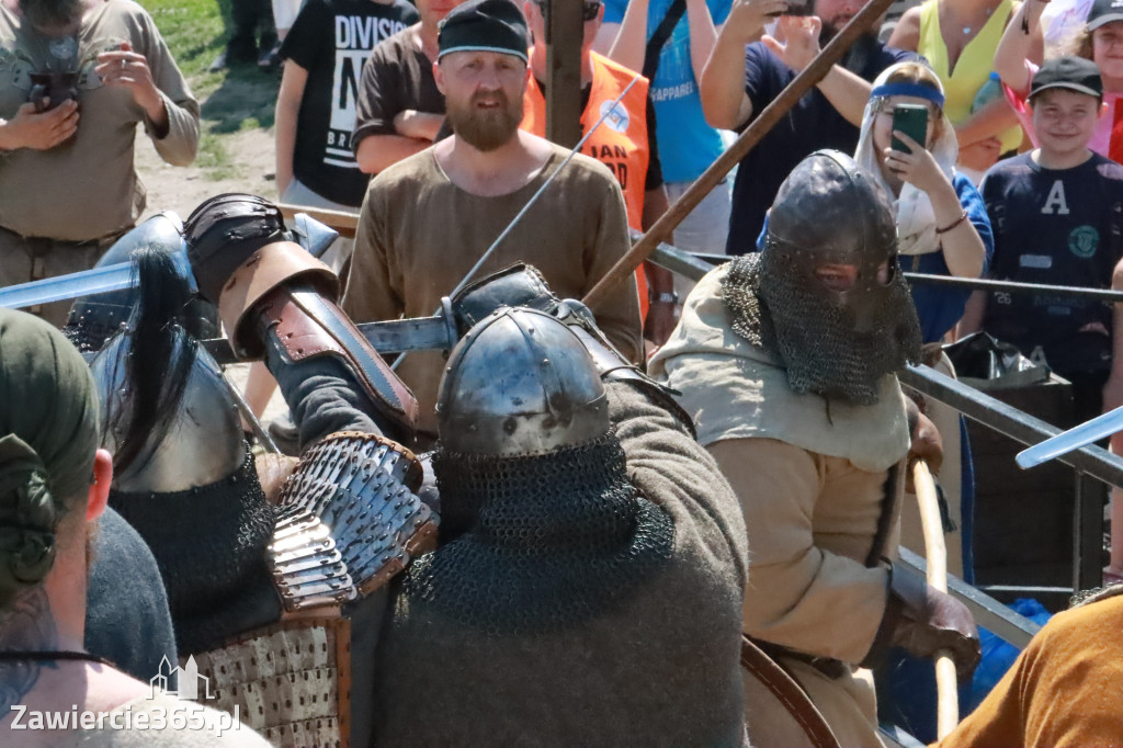 Fotorelacja: XIX Najazd Barbarzyńców - Ogrodzieniec.
