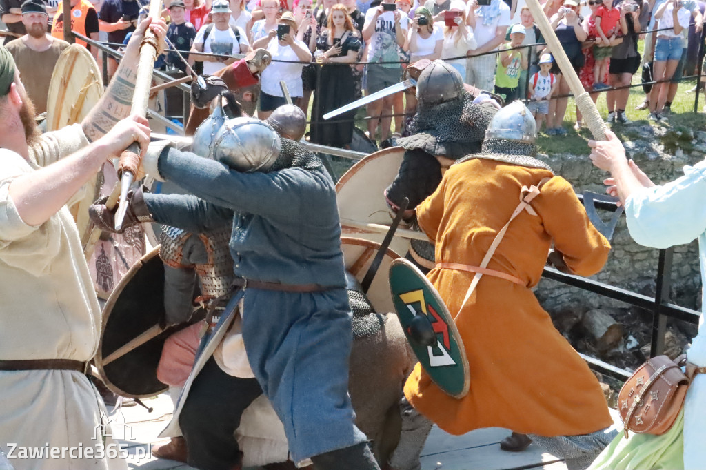 Fotorelacja: XIX Najazd Barbarzyńców - Ogrodzieniec.