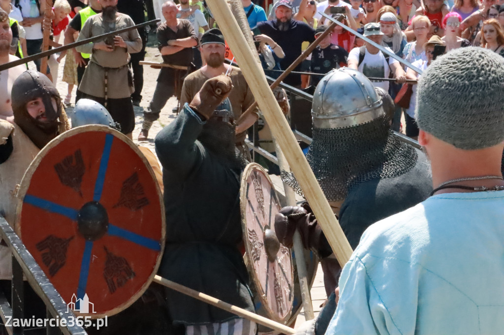 Fotorelacja: XIX Najazd Barbarzyńców - Ogrodzieniec.