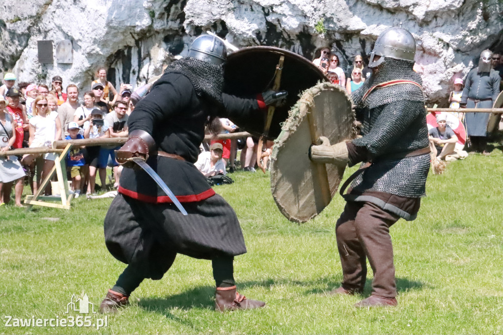 Fotorelacja: Finały Turnieju Bojowego Wojów - Zamek Ogrodzieniec.