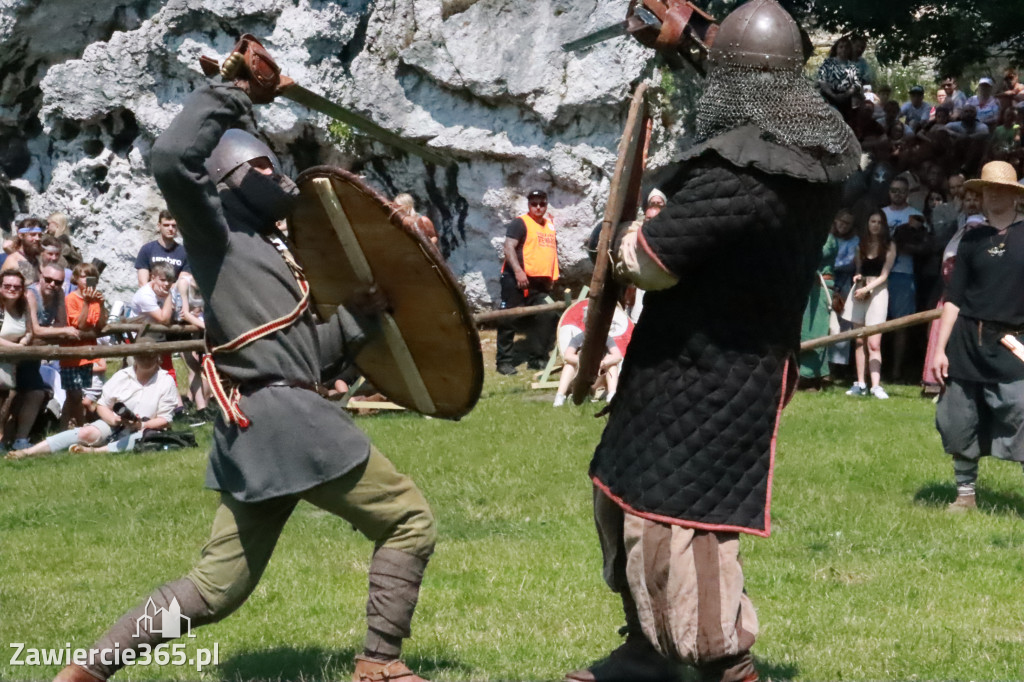 Fotorelacja: Finały Turnieju Bojowego Wojów - Zamek Ogrodzieniec.