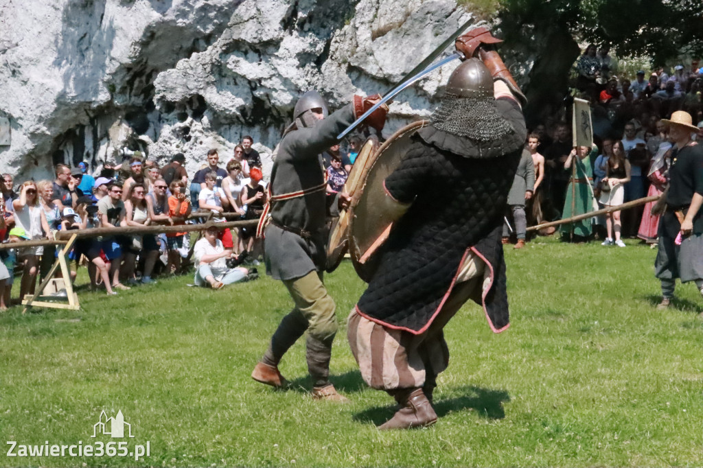 Fotorelacja: Finały Turnieju Bojowego Wojów - Zamek Ogrodzieniec.
