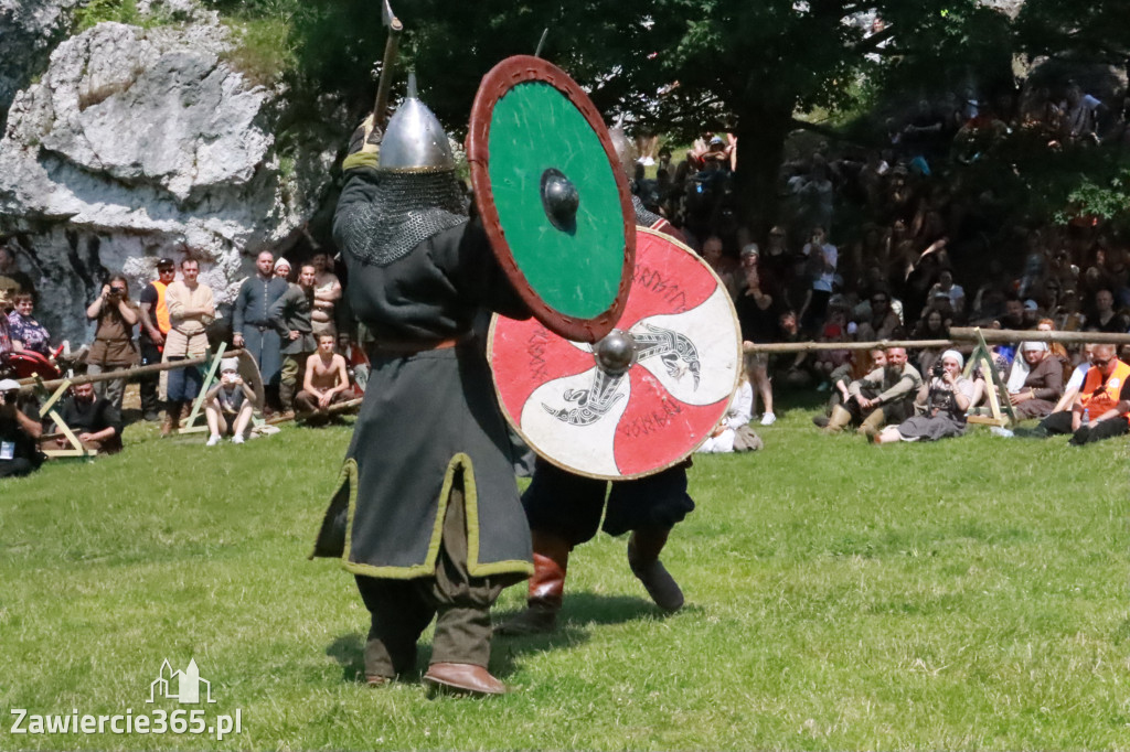 Fotorelacja: Finały Turnieju Bojowego Wojów - Zamek Ogrodzieniec.