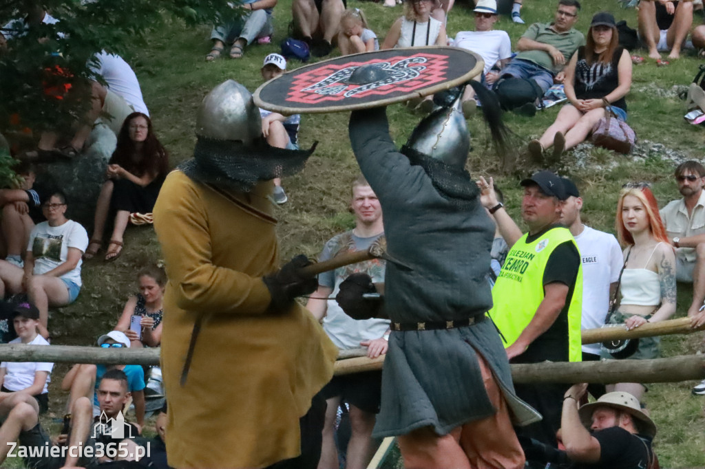 Fotorelacja: Finały Turnieju Bojowego Wojów - Zamek Ogrodzieniec.