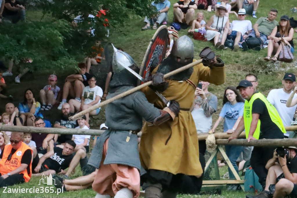 Fotorelacja: Finały Turnieju Bojowego Wojów - Zamek Ogrodzieniec.