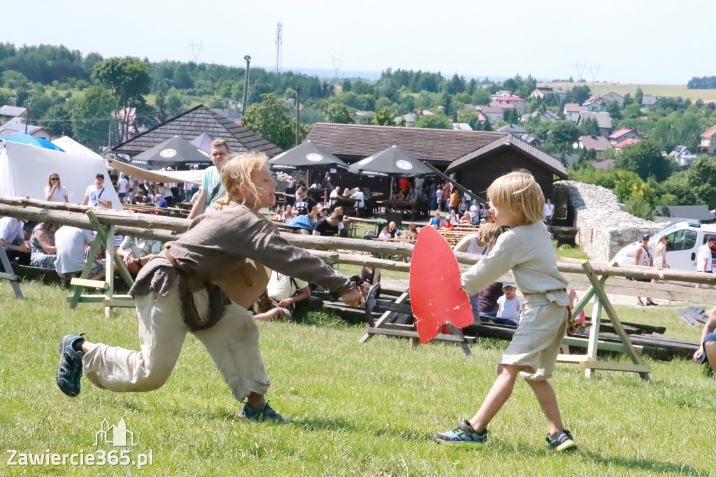 Fotorelacja: Finały Turnieju Bojowego Wojów - Zamek Ogrodzieniec.