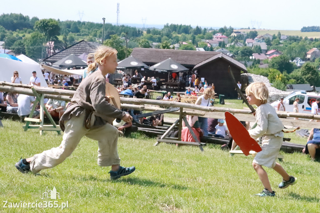 Fotorelacja: Finały Turnieju Bojowego Wojów - Zamek Ogrodzieniec.