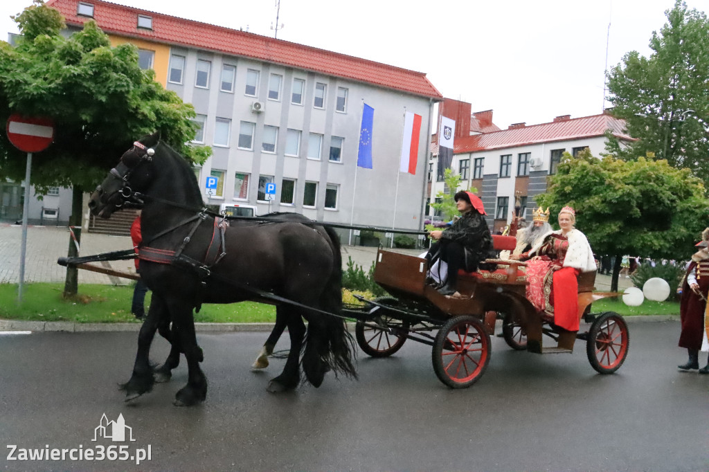 Fotorelacja: Święto Gminy Ogrodzieniec - Korowód