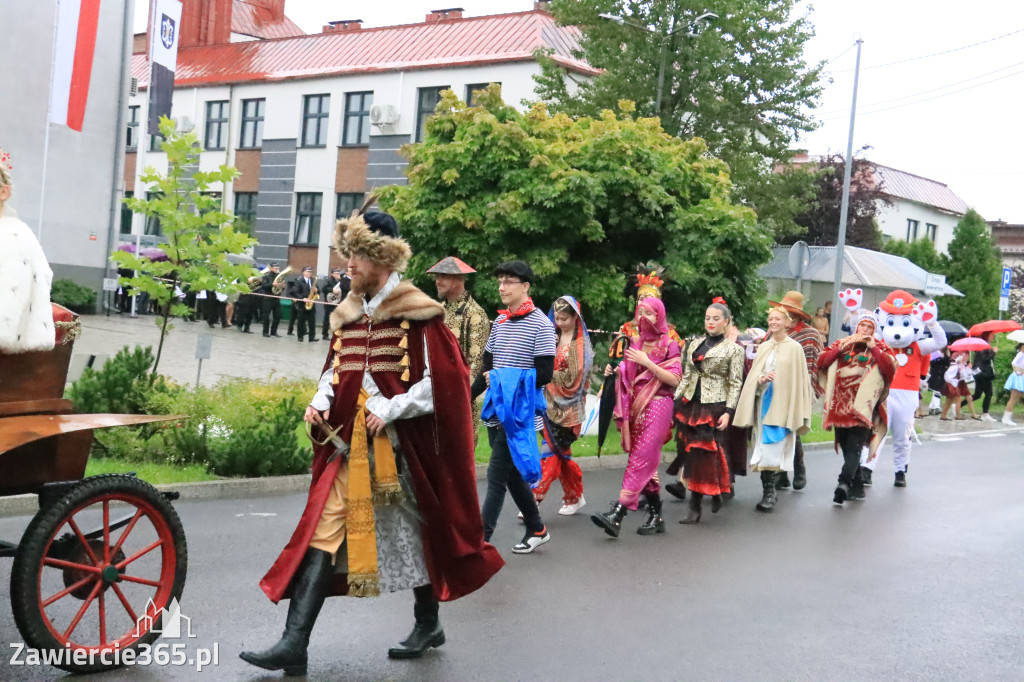 Fotorelacja: Święto Gminy Ogrodzieniec - Korowód