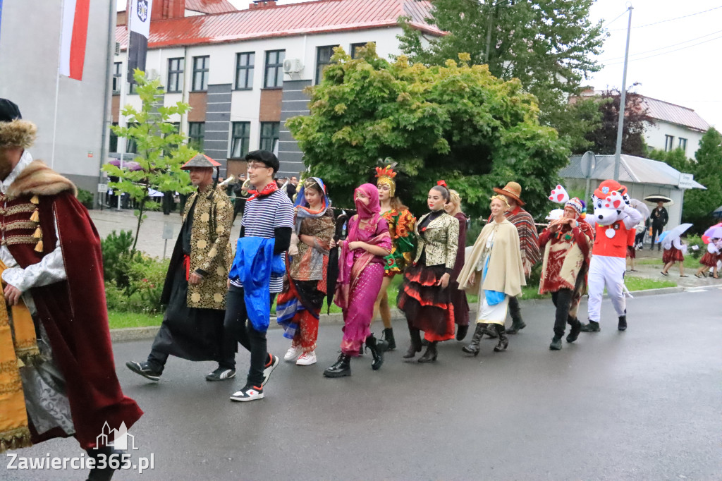 Fotorelacja: Święto Gminy Ogrodzieniec - Korowód