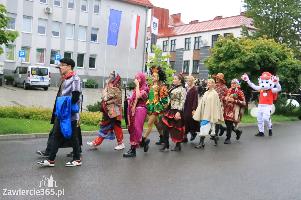 Fotorelacja: Święto Gminy Ogrodzieniec - Korowód