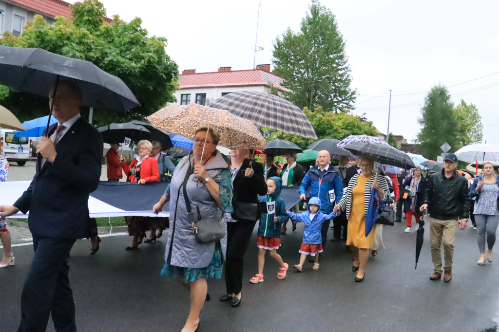 Fotorelacja: Święto Gminy Ogrodzieniec - Korowód