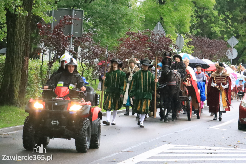 Fotorelacja: Święto Gminy Ogrodzieniec - Korowód