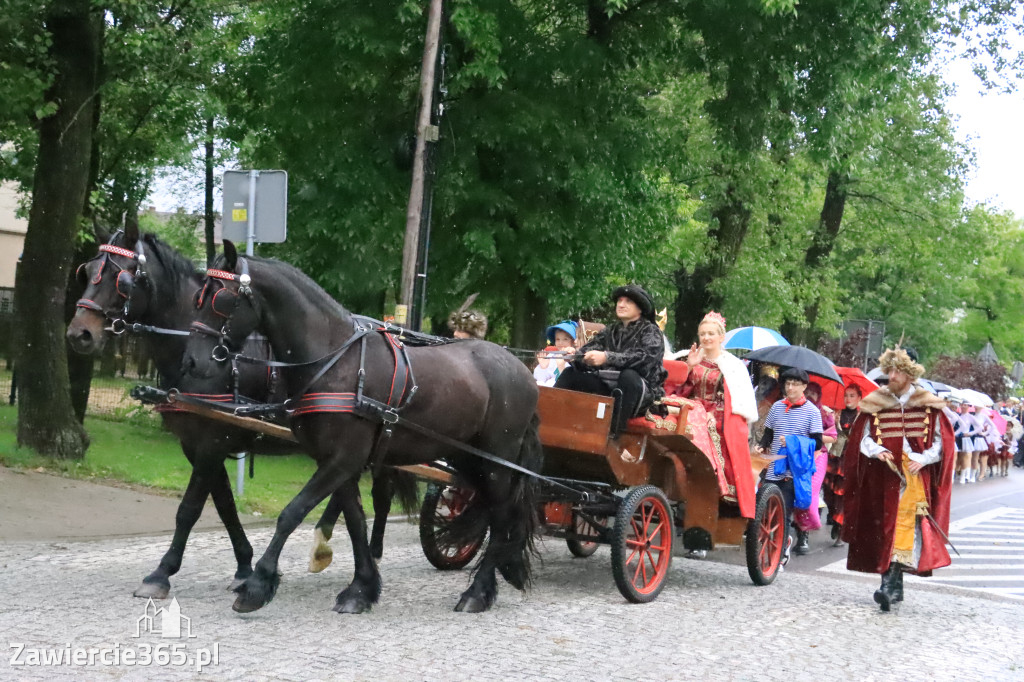 Fotorelacja: Święto Gminy Ogrodzieniec - Korowód