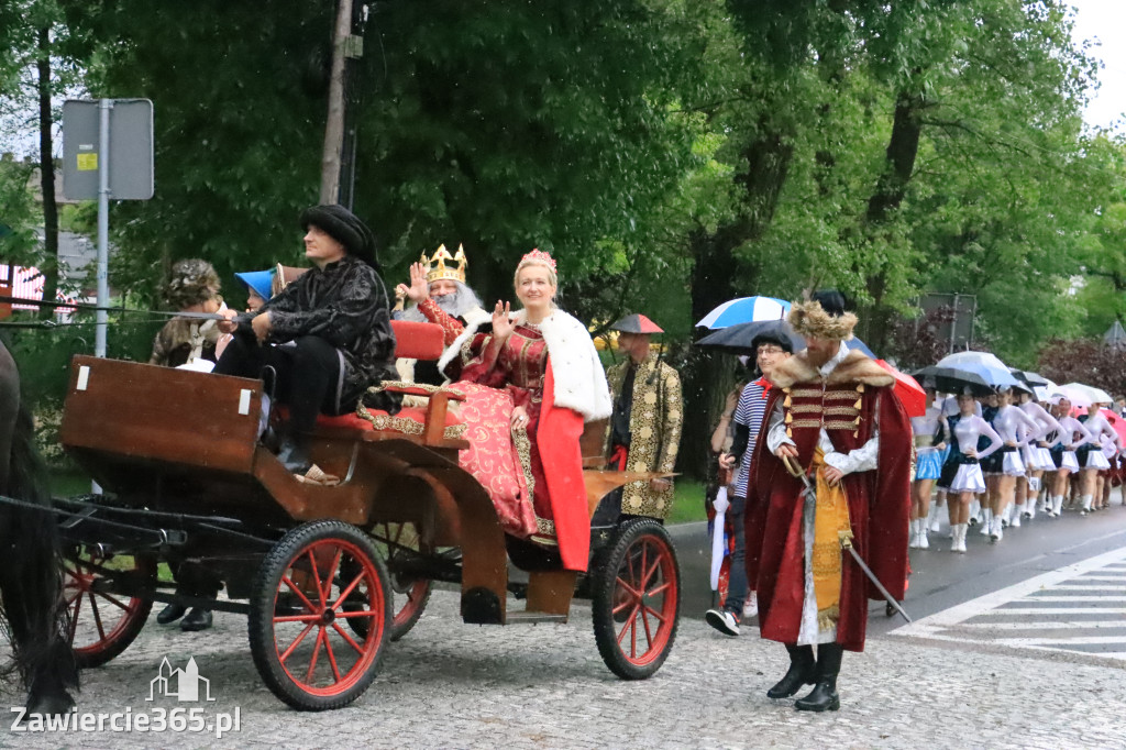 Fotorelacja: Święto Gminy Ogrodzieniec - Korowód