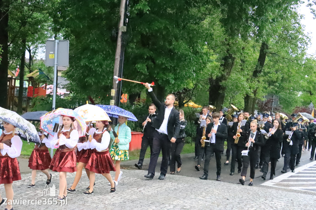 Fotorelacja: Święto Gminy Ogrodzieniec - Korowód