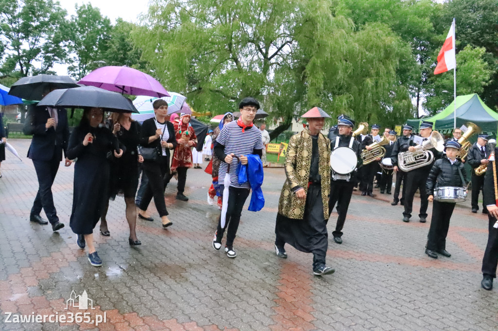 Fotorelacja: Święto Gminy Ogrodzieniec - Korowód