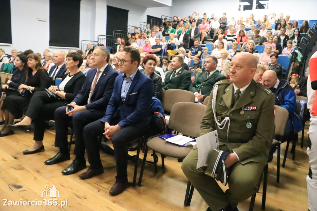 Fotorelacja: Święto Gminy Ogrodzieniec - Korowód