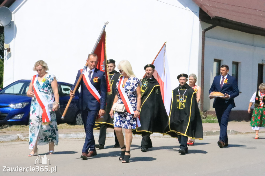 Irządze: Dożynki - Korowód - część oficjalna (1)