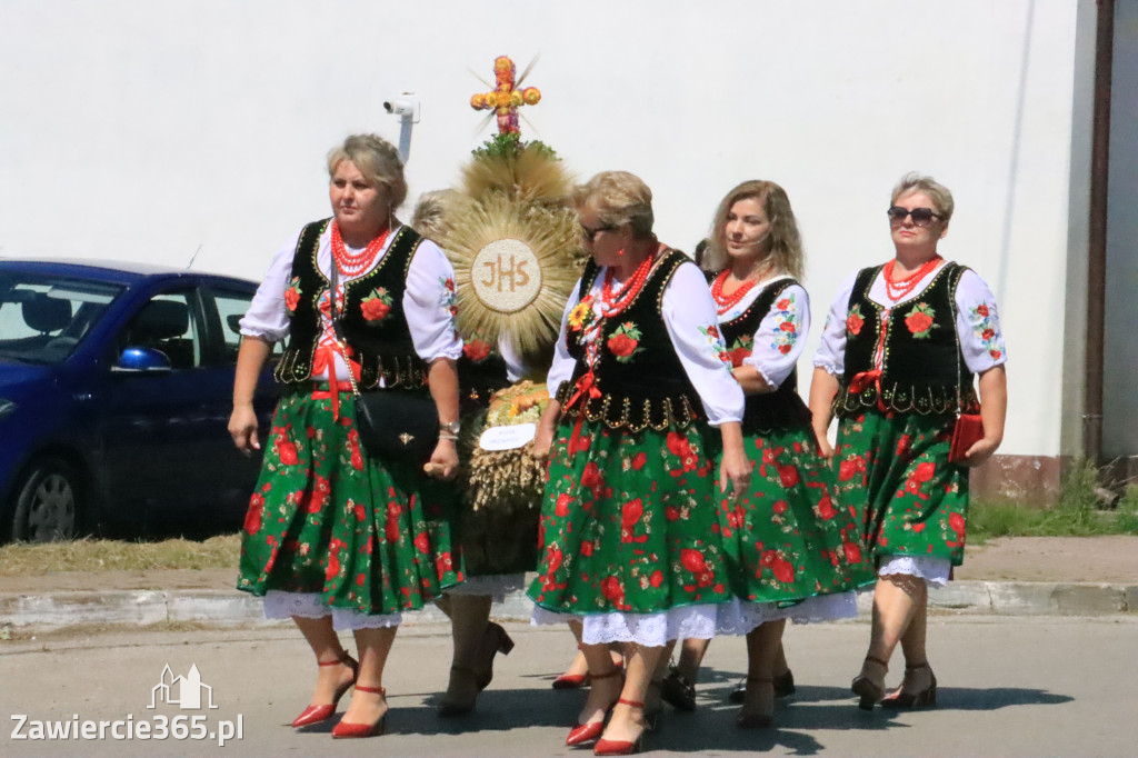 Irządze: Dożynki - Korowód - część oficjalna (1)