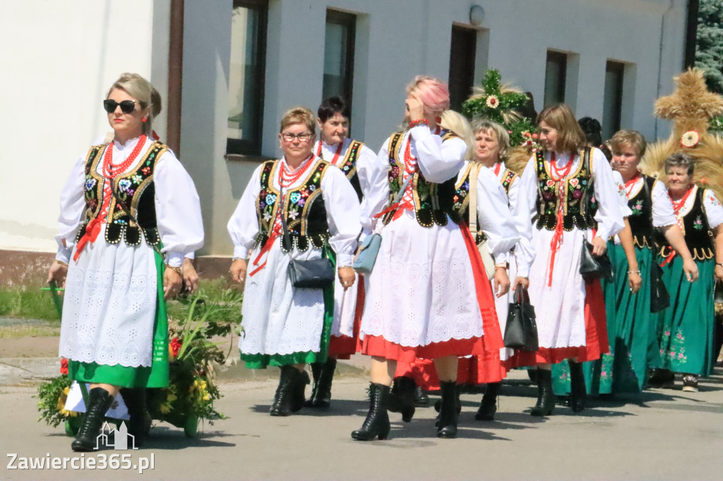 Irządze: Dożynki - Korowód - część oficjalna (1)