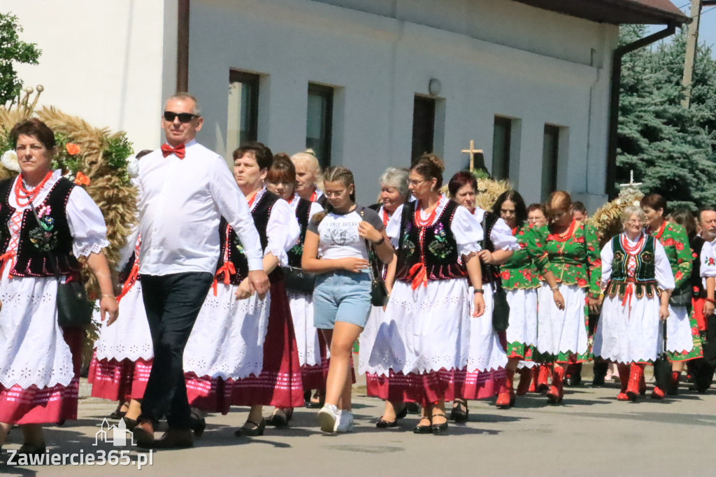 Irządze: Dożynki - Korowód - część oficjalna (1)