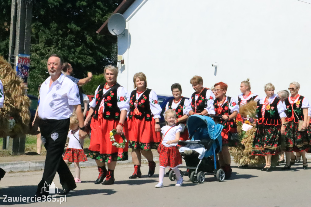 Irządze: Dożynki - Korowód - część oficjalna (1)