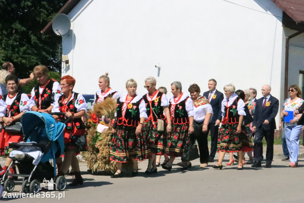 Irządze: Dożynki - Korowód - część oficjalna (1)