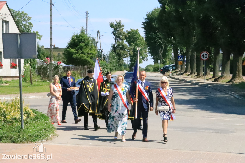 Irządze: Dożynki - Korowód - część oficjalna (1)